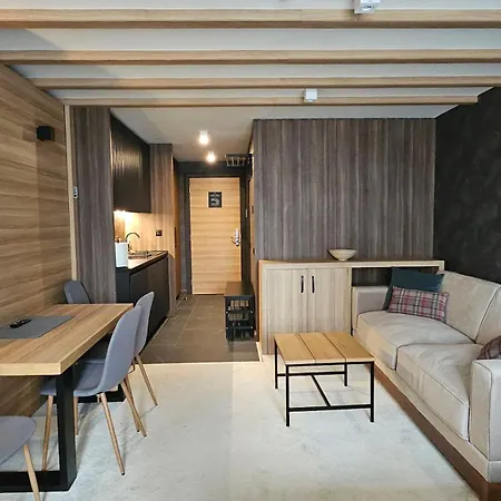 公寓 Woodside With Garage