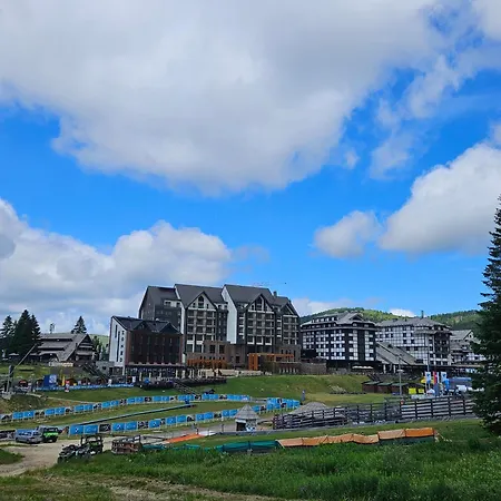 Apartman Woodside With Garage *